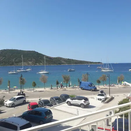 Tea 2 Apartamento Primošten